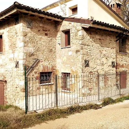 Casale Dei 3 Galli Villa Configni (Terni)
